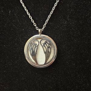Angel Wing Aromatherapy Necklace